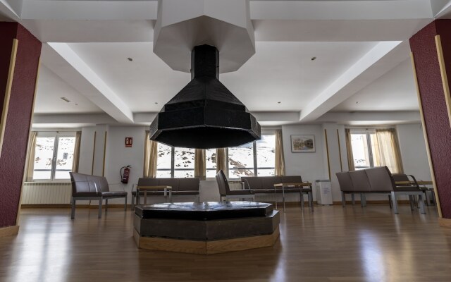 Albergue Inturjoven Sierra Nevada - Hostel