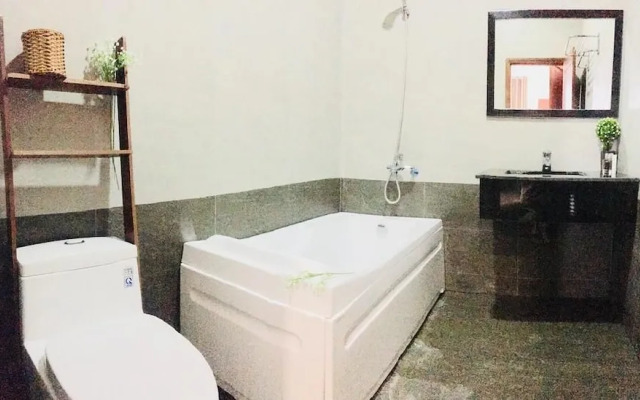 Flora Quy Nhon Hotel