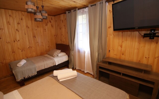 Hostel Lucia Suites