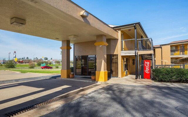 Econo Lodge Huntsville- University Area