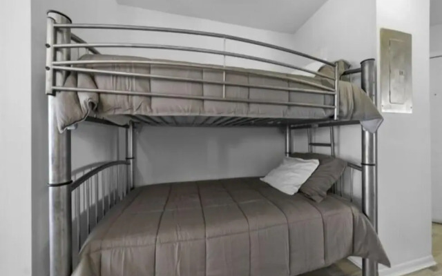 Pura Vida Pure Life - Expansive Views Of The Ocean And Wide Sandy Beach 1 Bedroom Condo by RedAwning