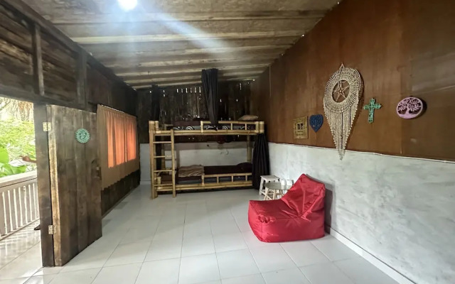 Lumbung Langit Bali House And Hostel