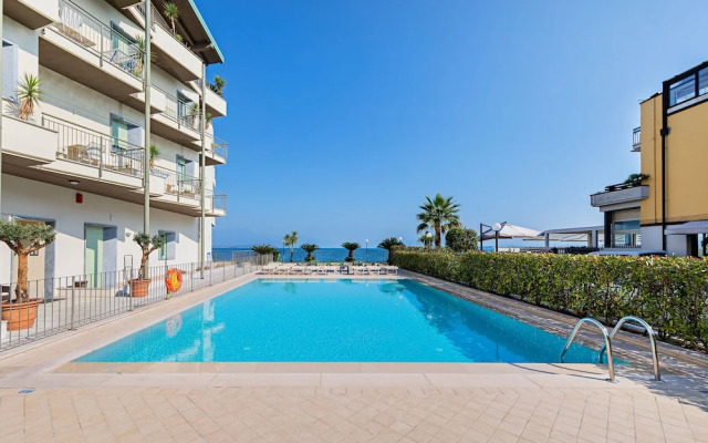 Residenza Miralago - 16 Domitilla - Locazione BK