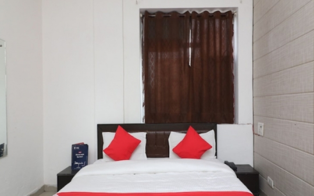 OYO 22977 Hotel Alpine