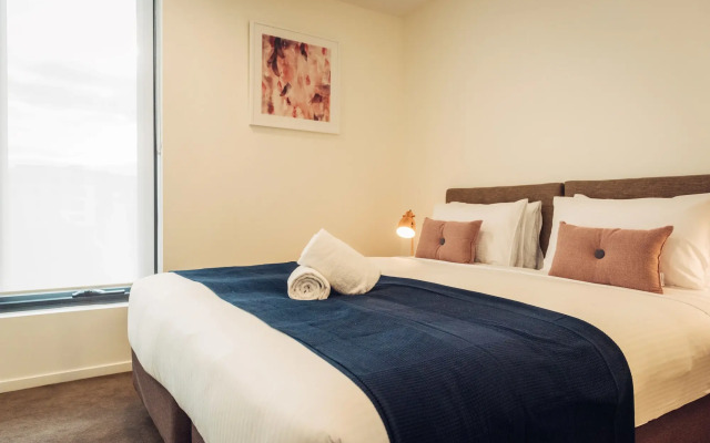 City Edge Box Hill Apartment Hotel