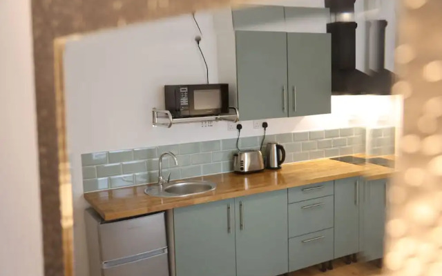 Urban Hideaway Studio