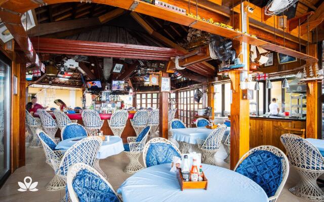 Palm Tree Resort and Restaurant