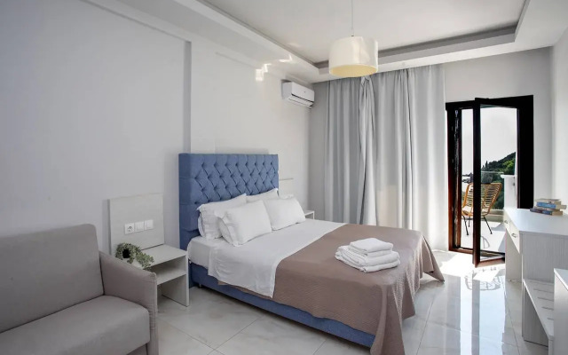 Enjoy Lichnos Bay Village Camping, Hotel & Apartments A.E.T.E