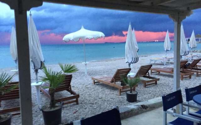 Palmanova Beach Mardok