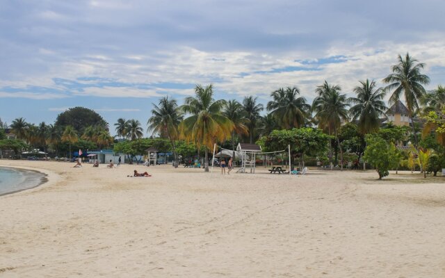 Fisherman's Point  Beach Resort
