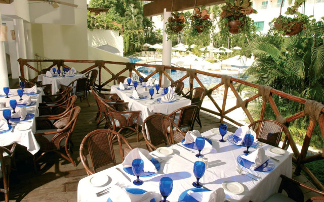 Hotel Emporio Acapulco