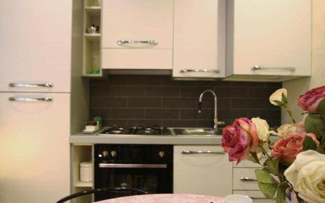 LA PERLA piccolo appartamento in piazza