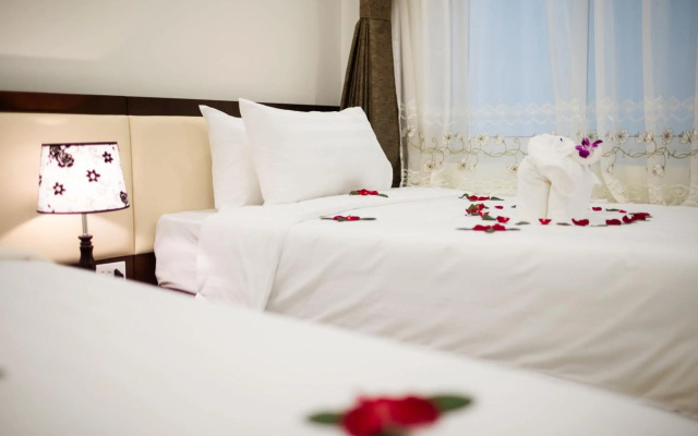 Dream Central Hotel