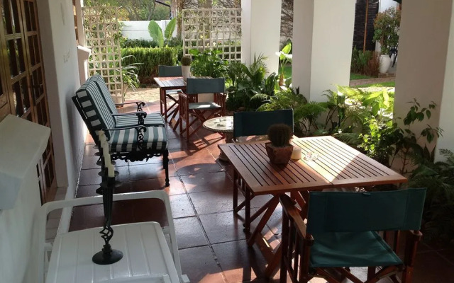 Crane's Nest Guest House at 212