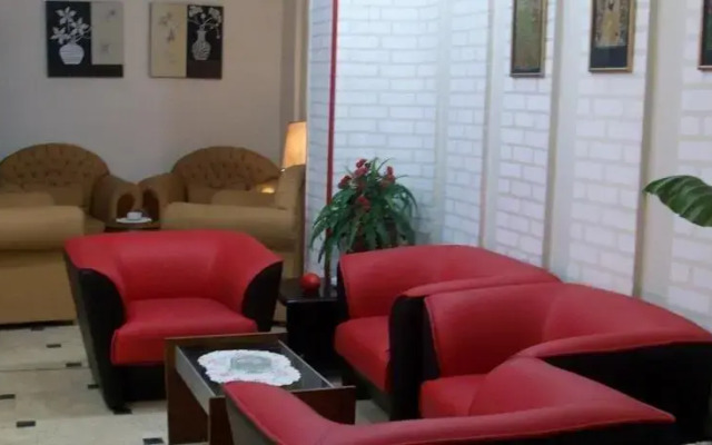 Noble Hotel