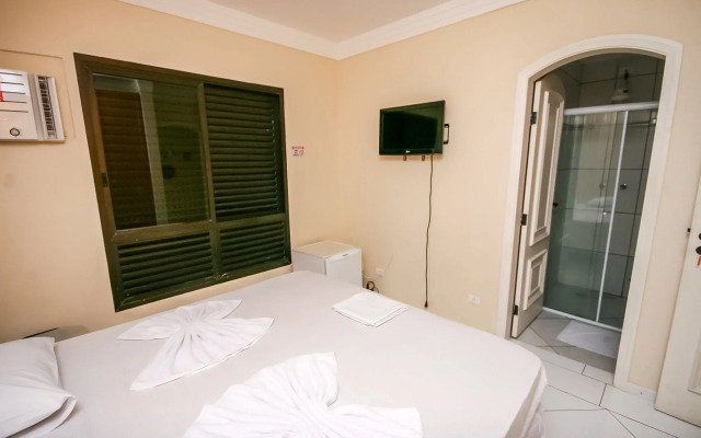 Suites Natalia Enseada