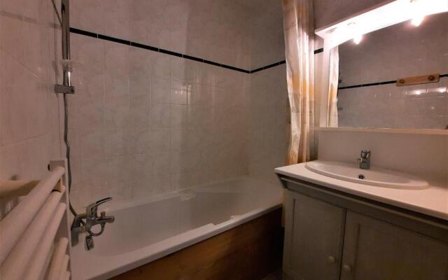 Appartement Les Menuires, 2 pièces, 6 personnes - FR-1-452-8