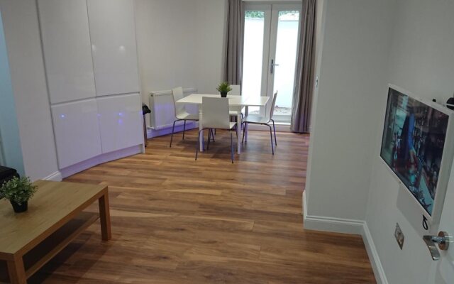Coulsdon Place Apartments