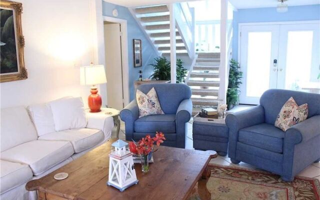 418 Linkside Drive 4 Bedroom Home by RedAwning