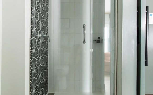 voco The Darwin Atlanta Midtown by IHG