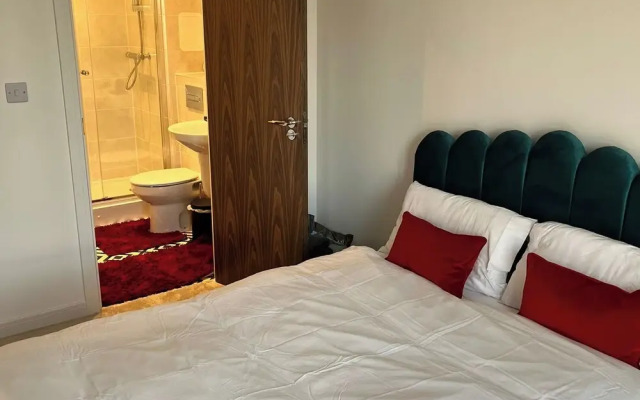 Cozy 2-bed Apartment in Grays