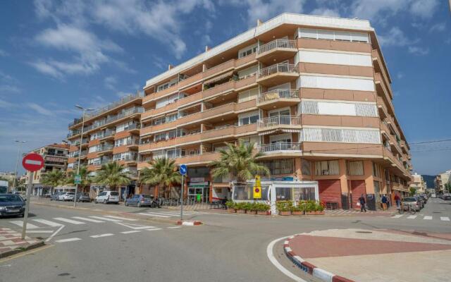 HomeHolidaysRentals Peace- Costa Barcelona