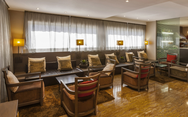 Living Hotel