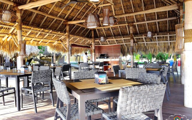Arenas Beach Hotel