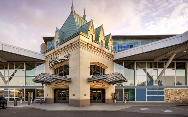 Fairmont Vancouver Airport In-Terminal Hotel