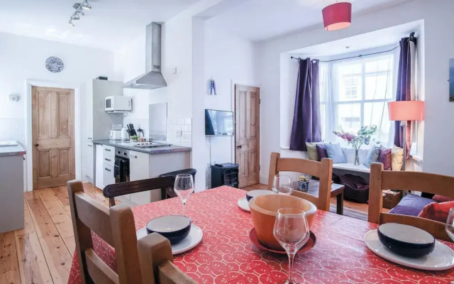 Sea Glass - 2 Bedroom Apartment - Manorbier