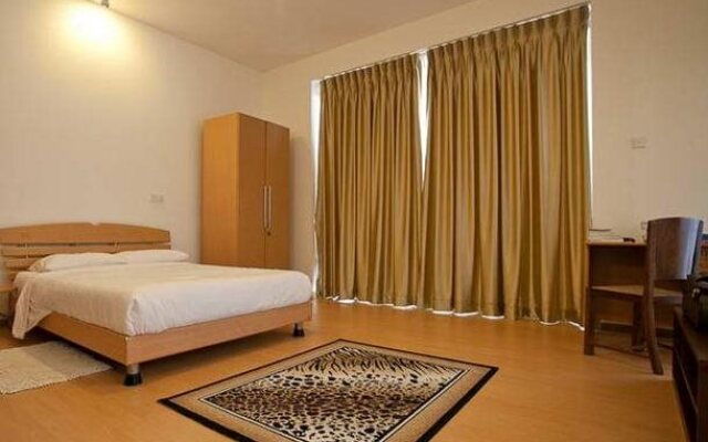 Breeze Apartment