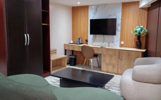 Golden Tulip Hotel PH-GTPH