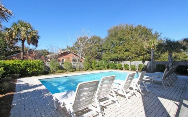 711 Carolina Boulevard