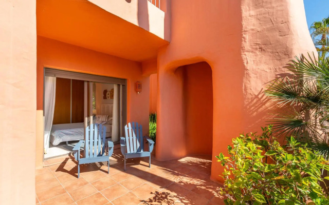 Sailor House in the new golden mile