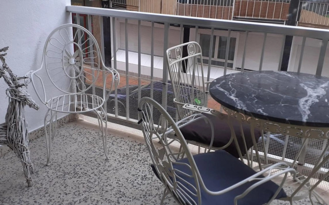 Rainbow Rentals Marques 7