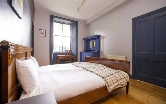 Splendid 2bed Apt near Haymarket