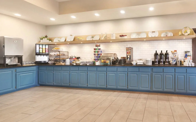 Country Inn & Suites by Radisson, Billings, MT