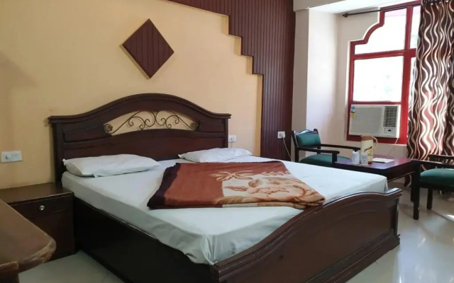 Hotel Vasundhara