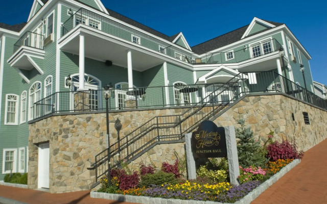 Union Bluff Hotel & Meeting House