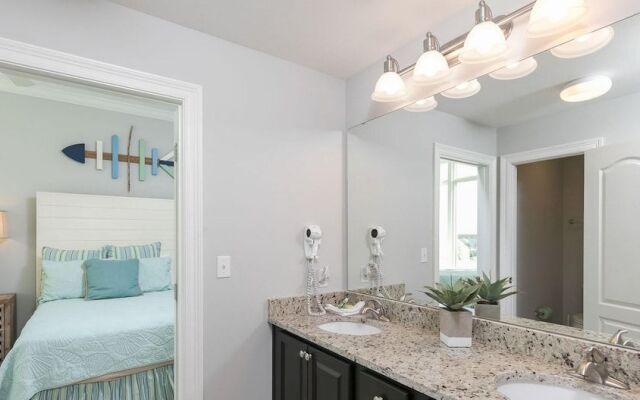 Phoenix Gulf Shores by Brett/Robinson Vacations