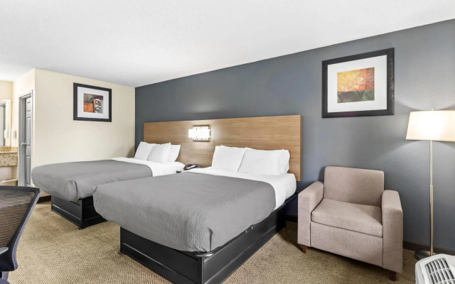 Quality Inn Fort Campbell