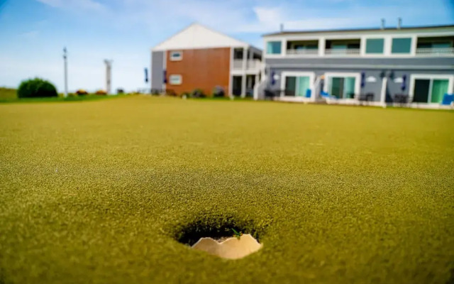 Edgewater Beach Resort, a VRI resort