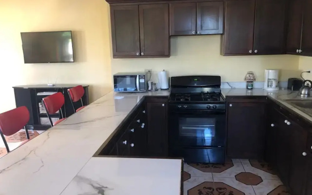 Retreat Comfortable Apartments