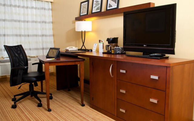 Courtyard La Crosse Downtown/Mississippi Riverfront