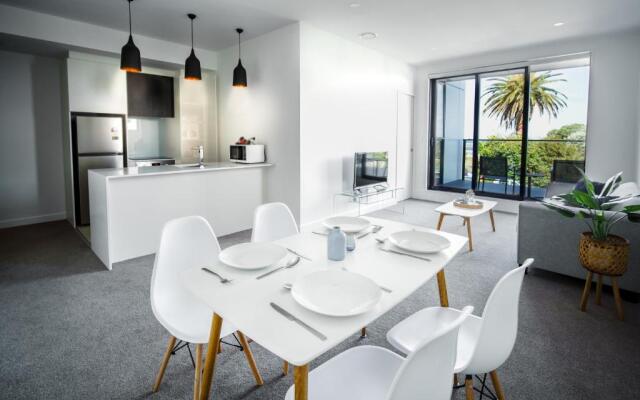 CHELSEABAY Modern Apartments