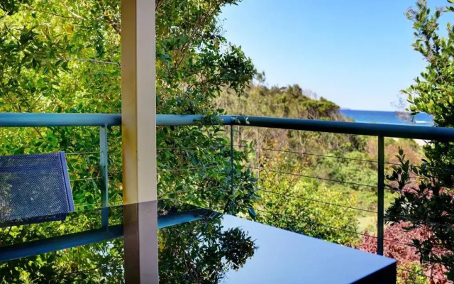 Aqualuna Beach Resort - Unit 25