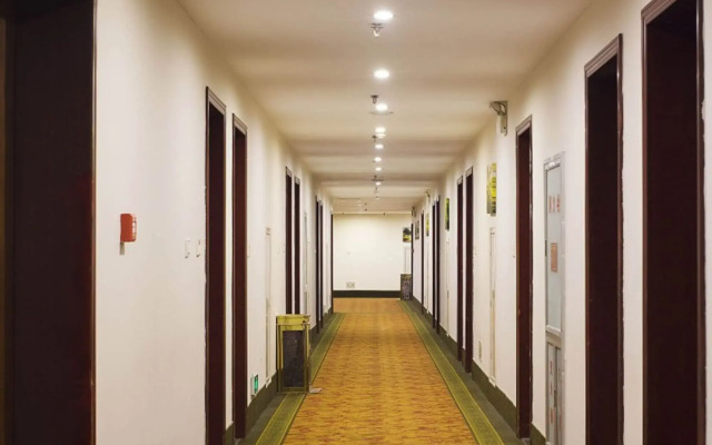 GreenTree Inn ShanDong Heze Huaying Road Express Hotel