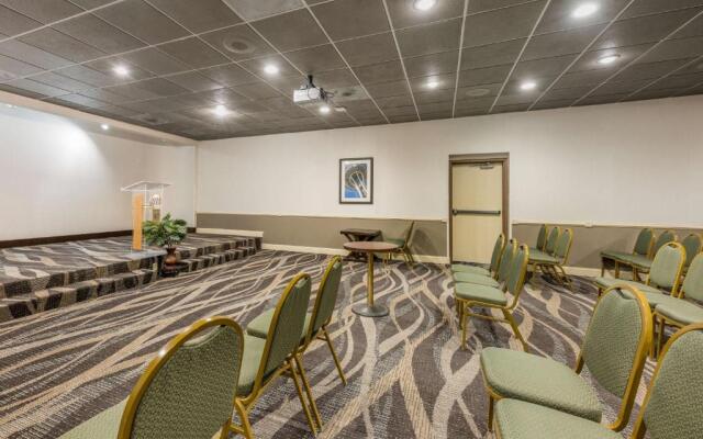 SureStay Hotel by Best Western SeaTac Airport North
