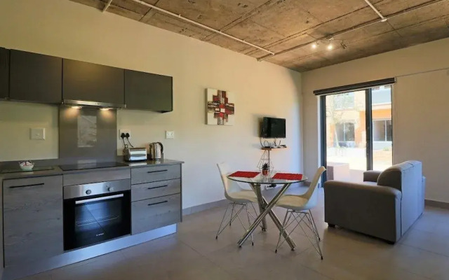 Lakeside Apartments