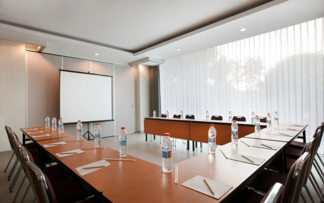 Amaris Hotel Darmo - Surabaya